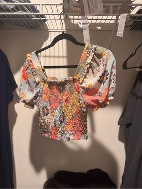 T.J.Maxx Multicolor Floral Smocked Puff Sleeve Crop Top
